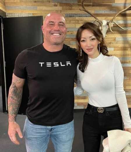 Park Yeon-mi and Joe Rogan